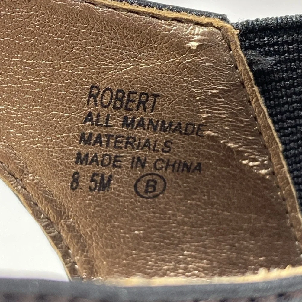 NWT Vigoss Black “Robert” Wedge 8.5M